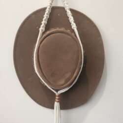 Macramé single hat holder